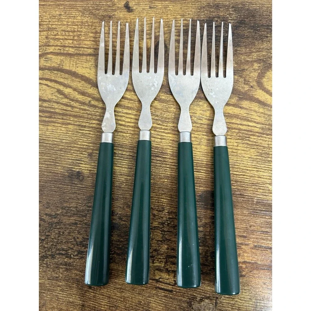 Vtg Flatware Set Green Handles Stainless Knives Forks Spoons Retro Taiwan 11pc